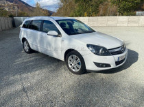 Opel Astra Caravan 1.7 CDTi 125k Cosmo| img. 2